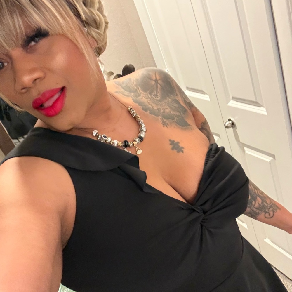 Meet your Posher, Latrice